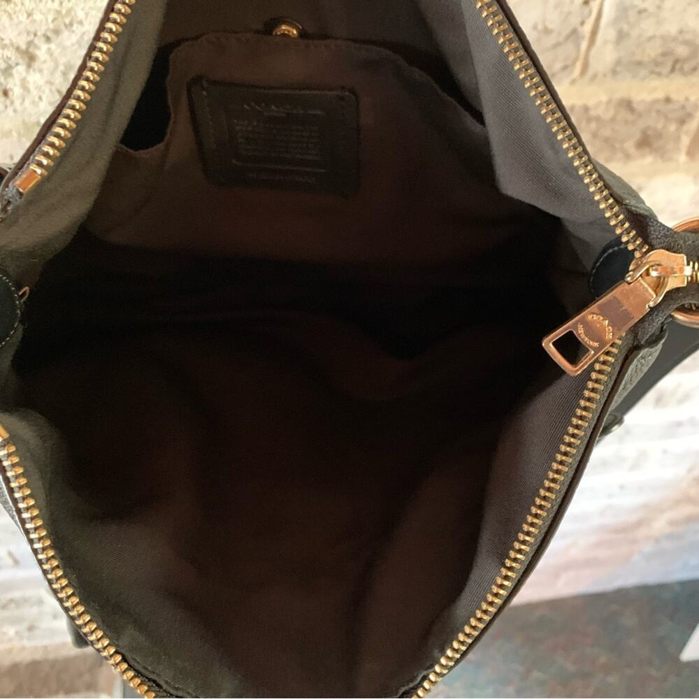 EUC Coach Pebble Leather Mae Crossbody Black with Gold Hardware - Picture 5 of 14